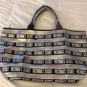 Victoria’s Secret Matching Tote Bag and Wrislet